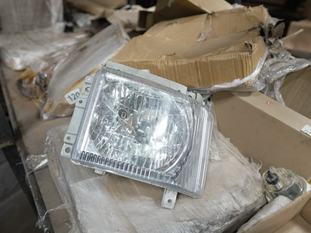 Headlights — ISUZU